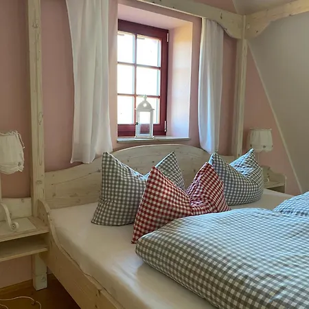 Appartementhaus Zur Bergwiese * Furstenau (Saxony)