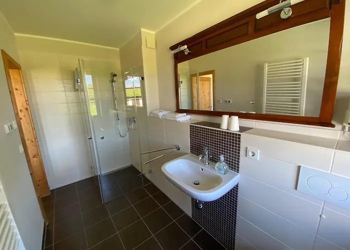 Semesterbostad Appartementhaus Zur Bergwiese *