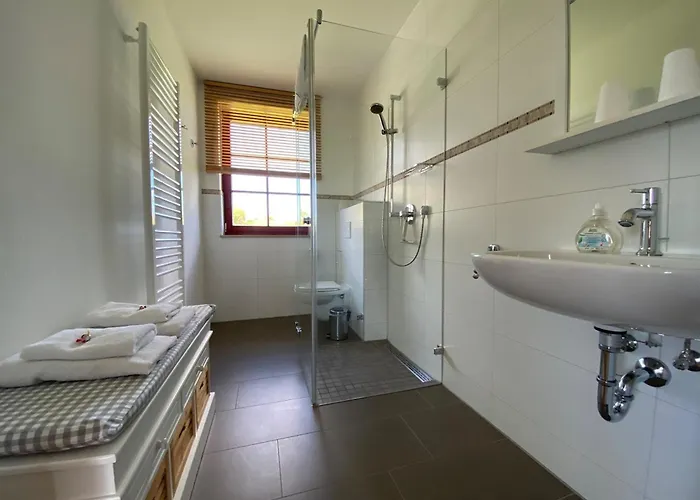 Appartementhaus Zur Bergwiese Semesterbostad Furstenau (Saxony)